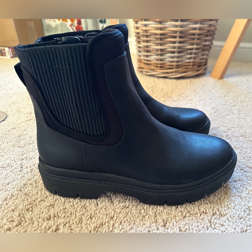 Dr. Scholl’s Craze Chelsea boot